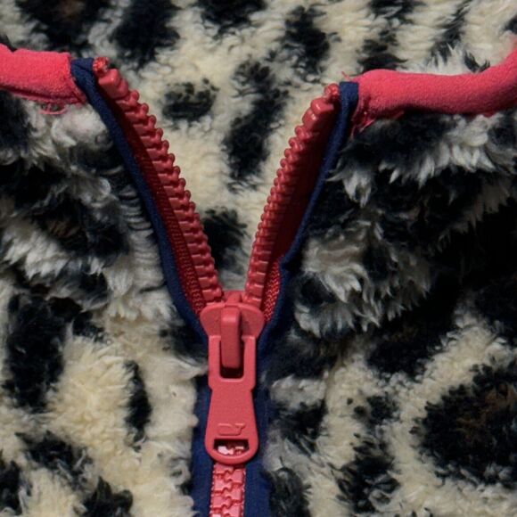 Vineyard Vines Womens Leopard Print Teddy Sherpa 1/2 Zip Pullover Size XL EUC - Picture 6 of 9